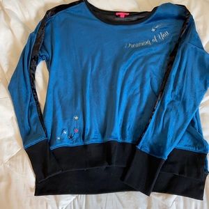 Betsey Johnson XS sleep top NWOT